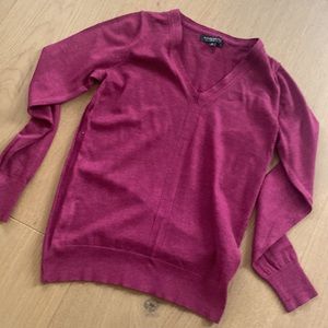 Banana Republic 100% Marino Wool Heathered Wine colored Crew Neck Sweater